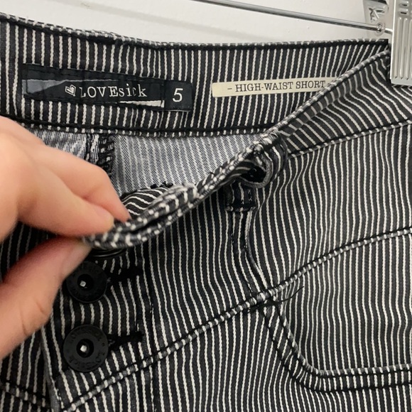 Lovesick Black&White Stripe High Waisted Shorts - Picture 4 of 6
